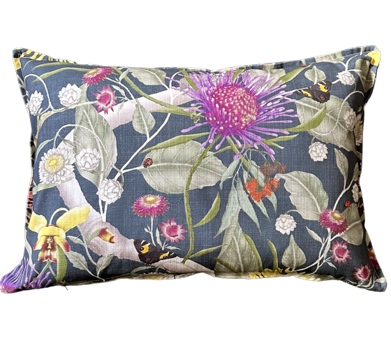 Wildflowers-on-Black-water_web-image